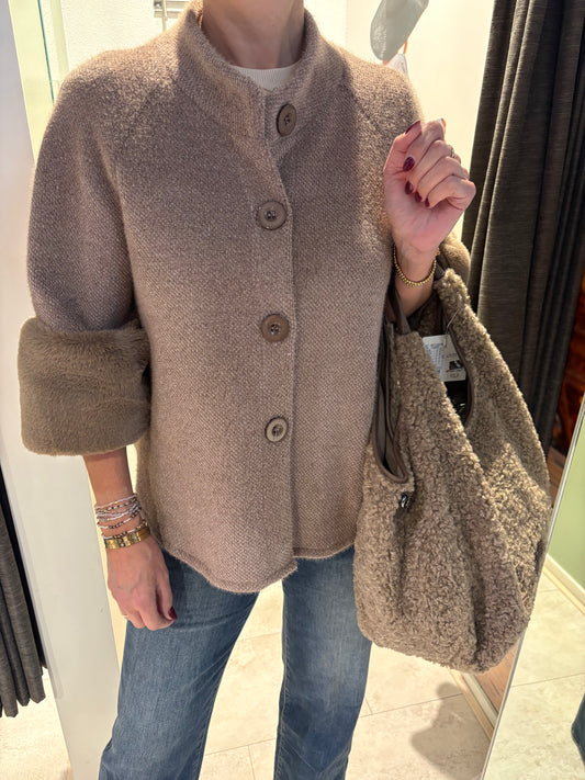 Fluffy vest fur manchet caramel