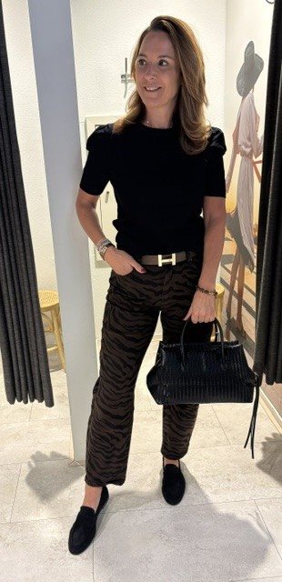 Mom fit Zebra